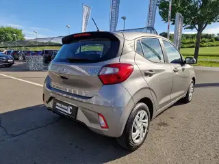 Vehicle image thumbnail, number 13
