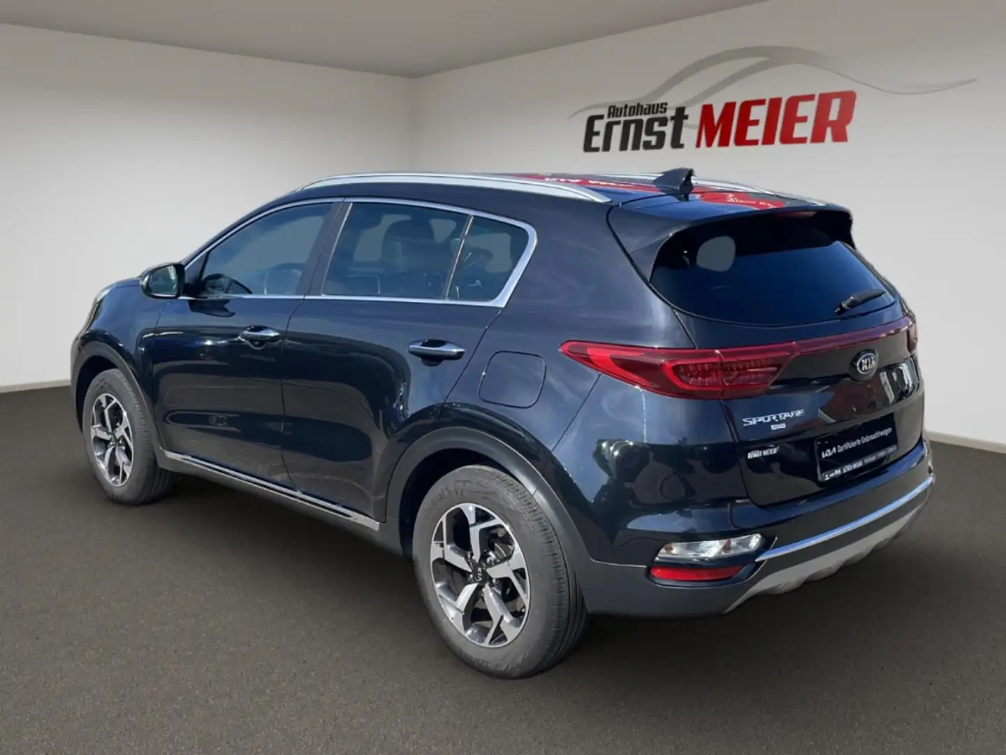 Vehicle image, number 3