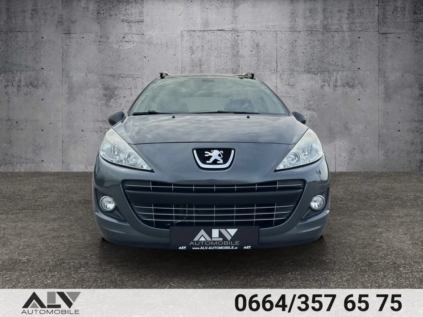 Vehicle image, number 5
