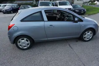 Vehicle image thumbnail, number 9