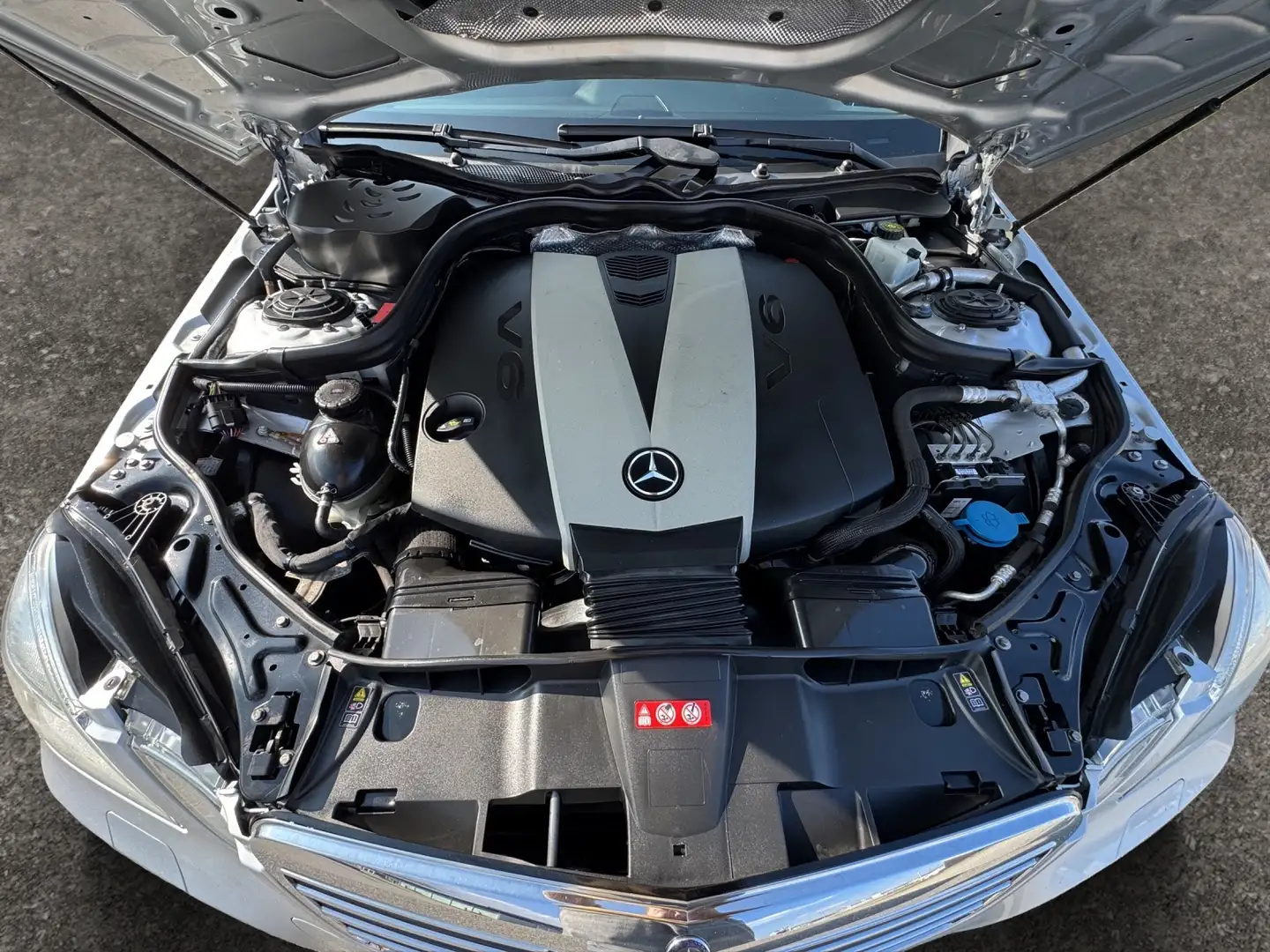 Vehicle image, number 14
