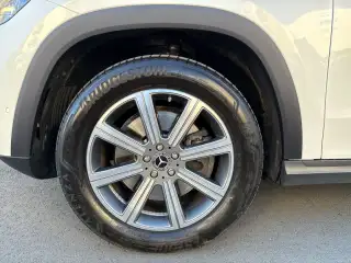 Vehicle image thumbnail, number 12