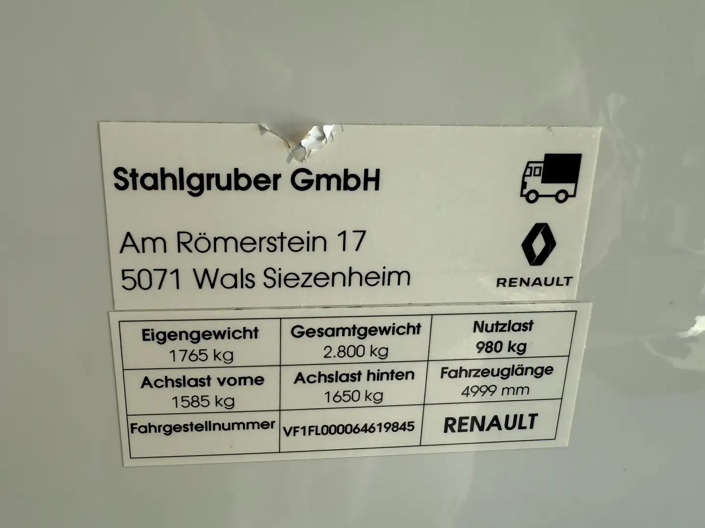 Vehicle image, number 14