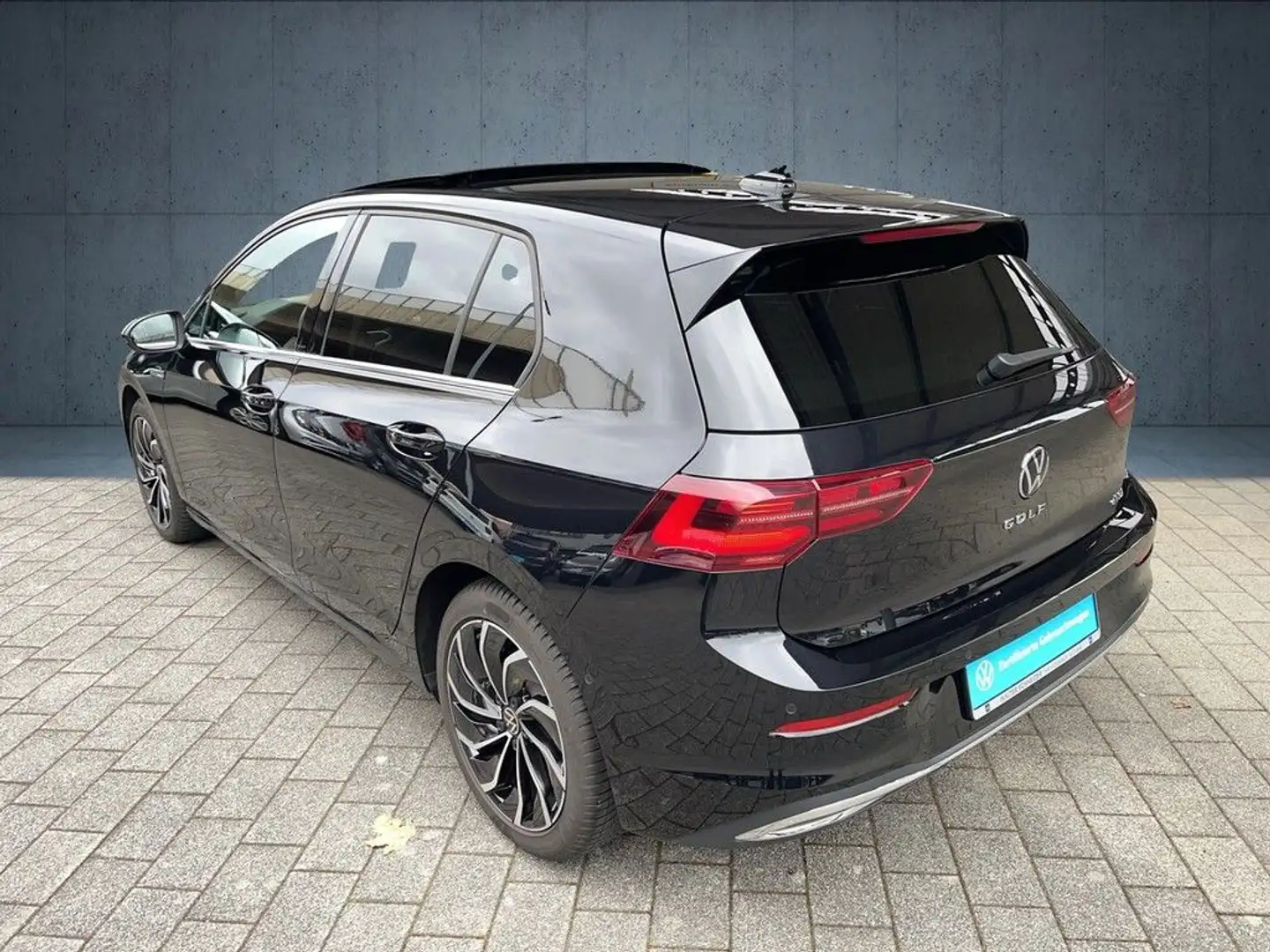 Vehicle image, number 4