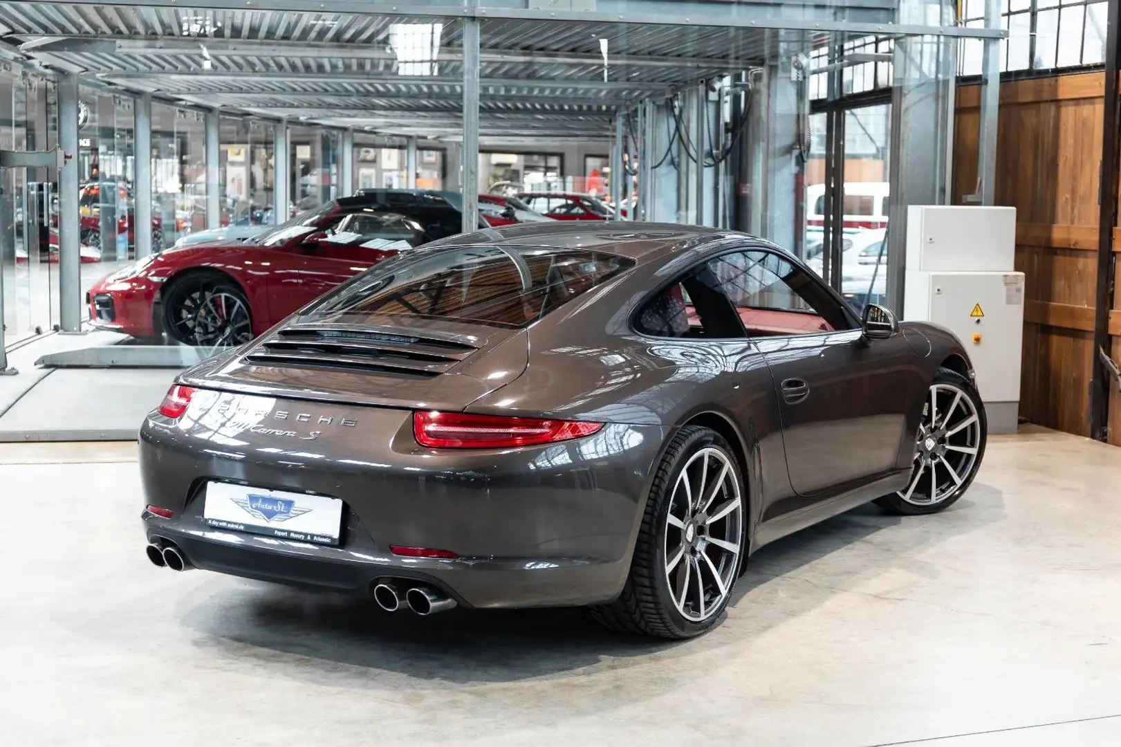 Vehicle image, number 2