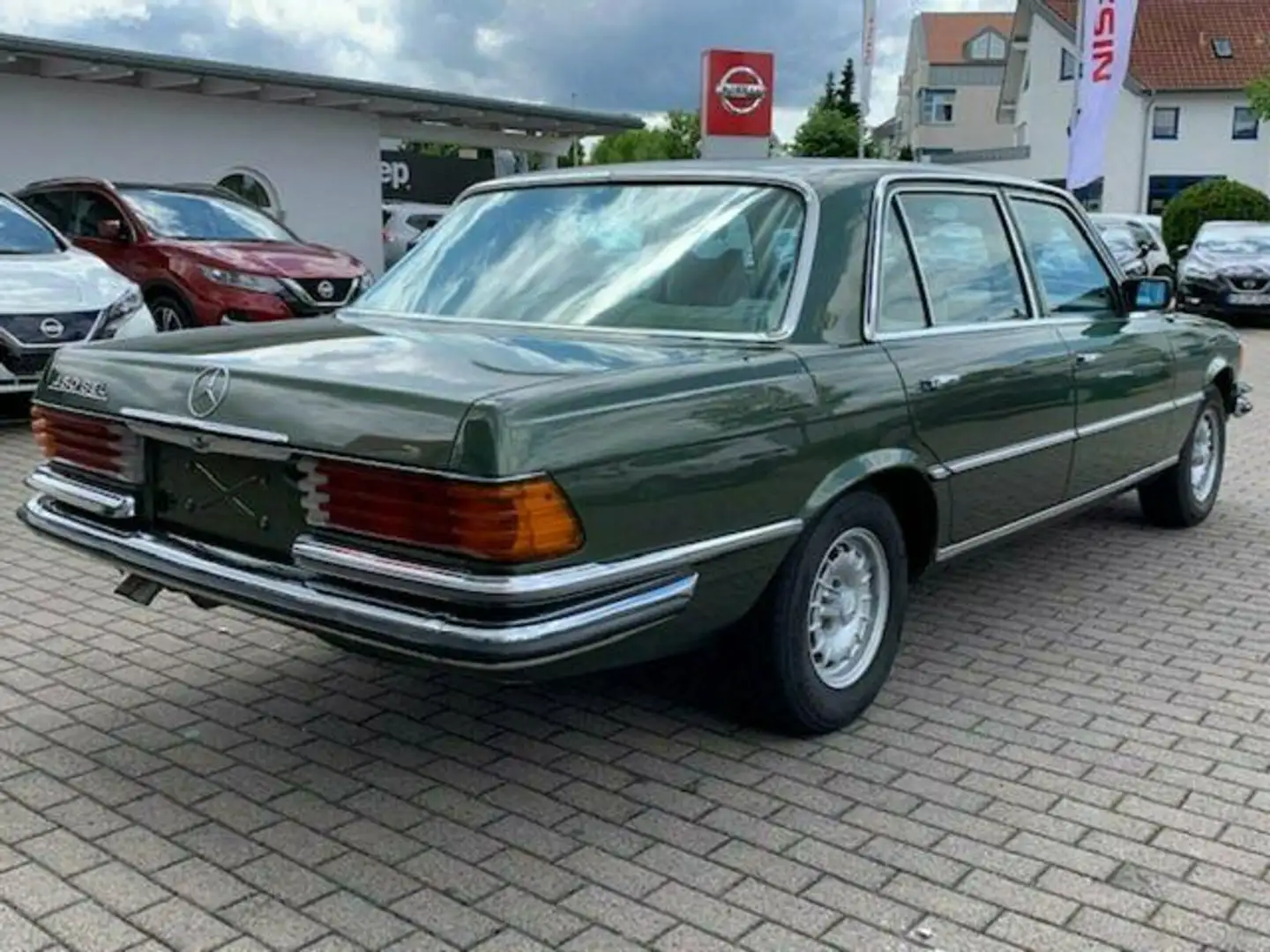 Vehicle image, number 4