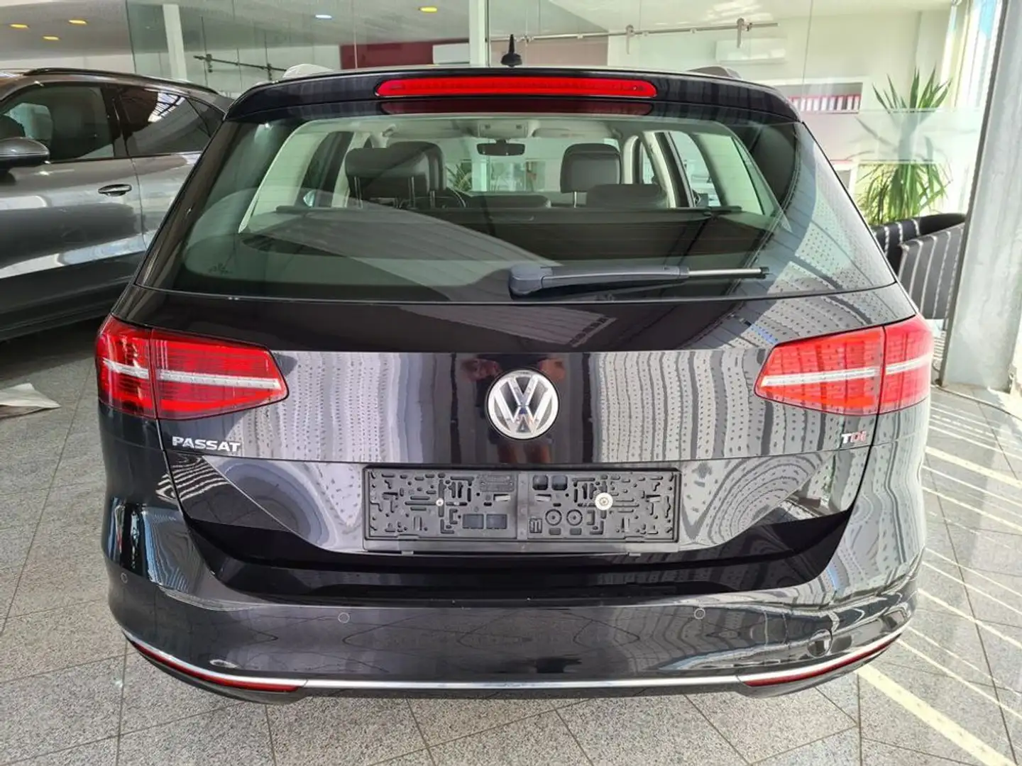 Vehicle image, number 4