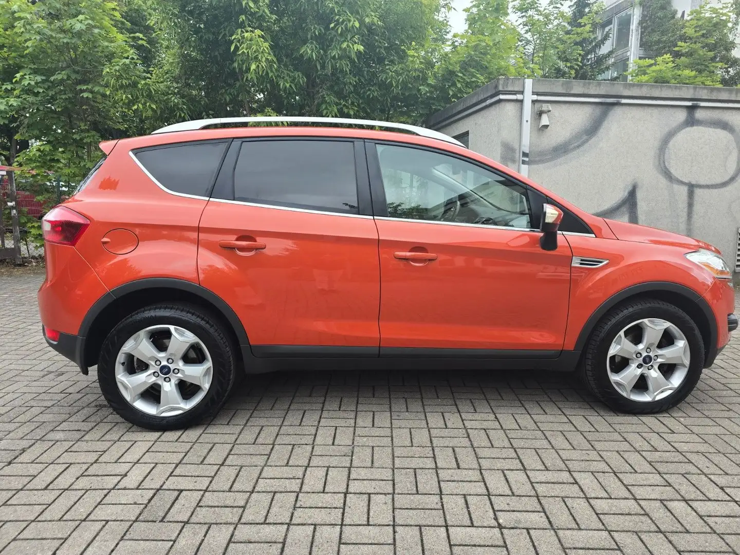 Vehicle image, number 5