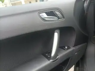 Vehicle image thumbnail, number 10