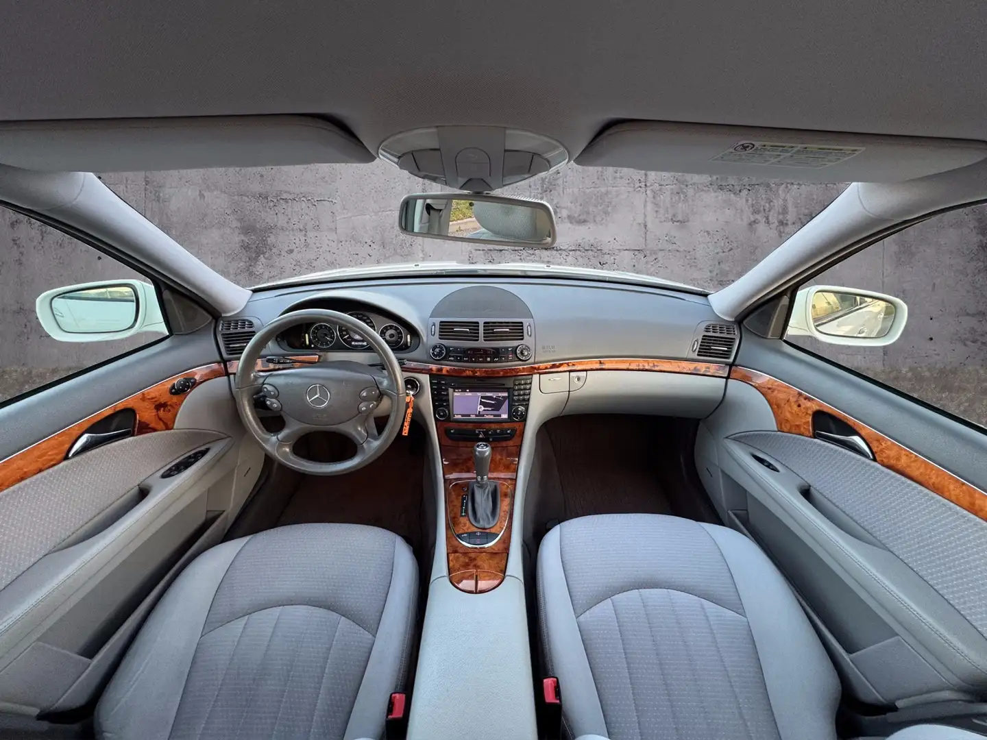 Vehicle image, number 9