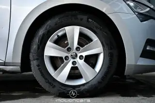 Vehicle image thumbnail, number 7