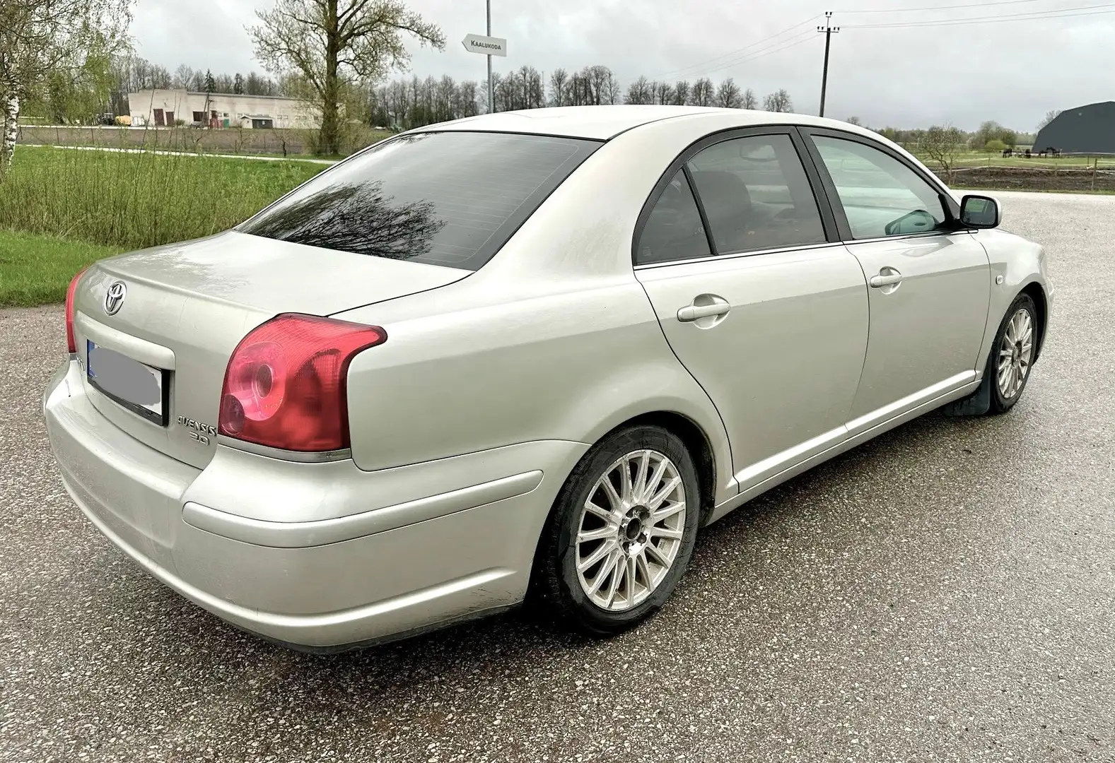 Vehicle image, number 4