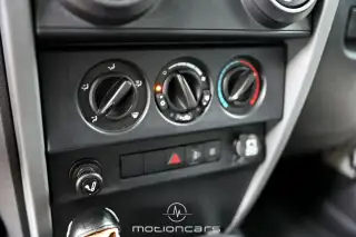 Vehicle image thumbnail, number 12