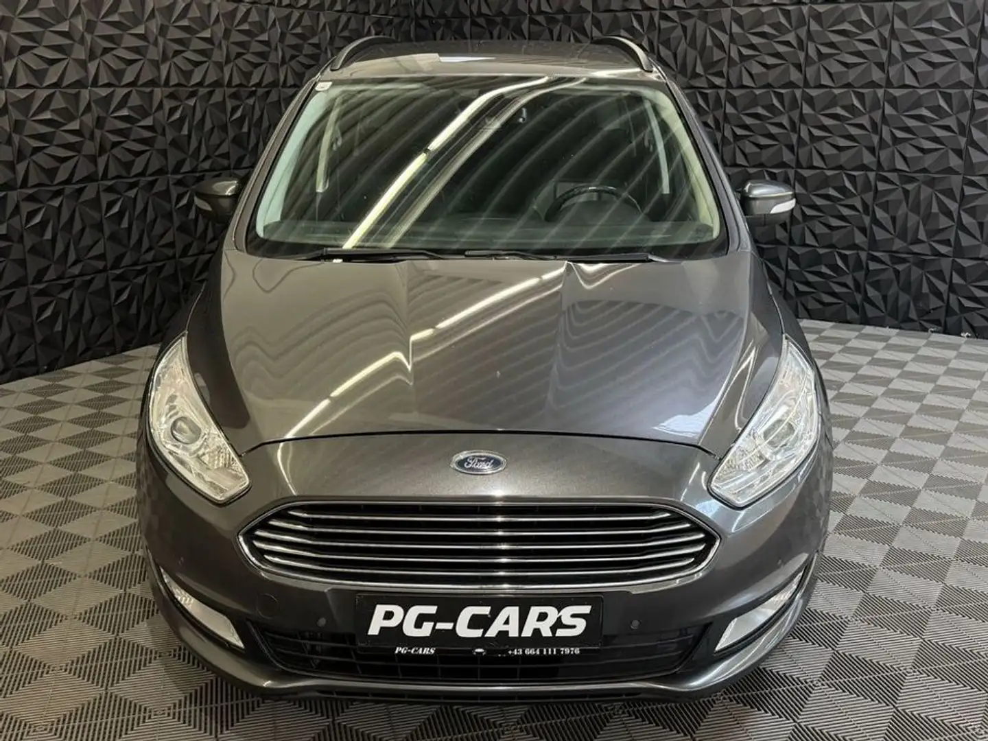 Vehicle image, number 3