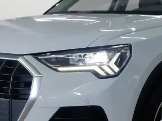 Vehicle image thumbnail, number 7