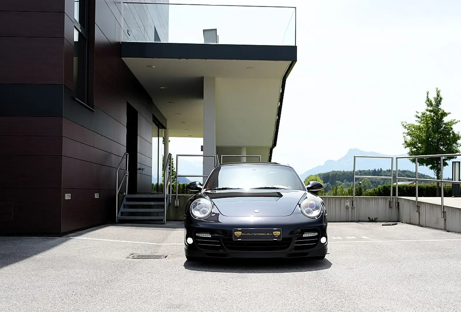 Vehicle image, number 7