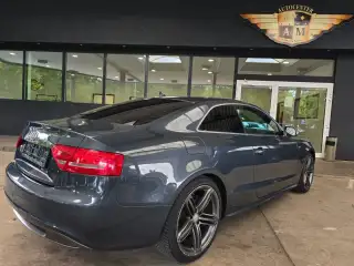 Vehicle image thumbnail, number 8