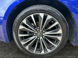 Vehicle image thumbnail, number 15