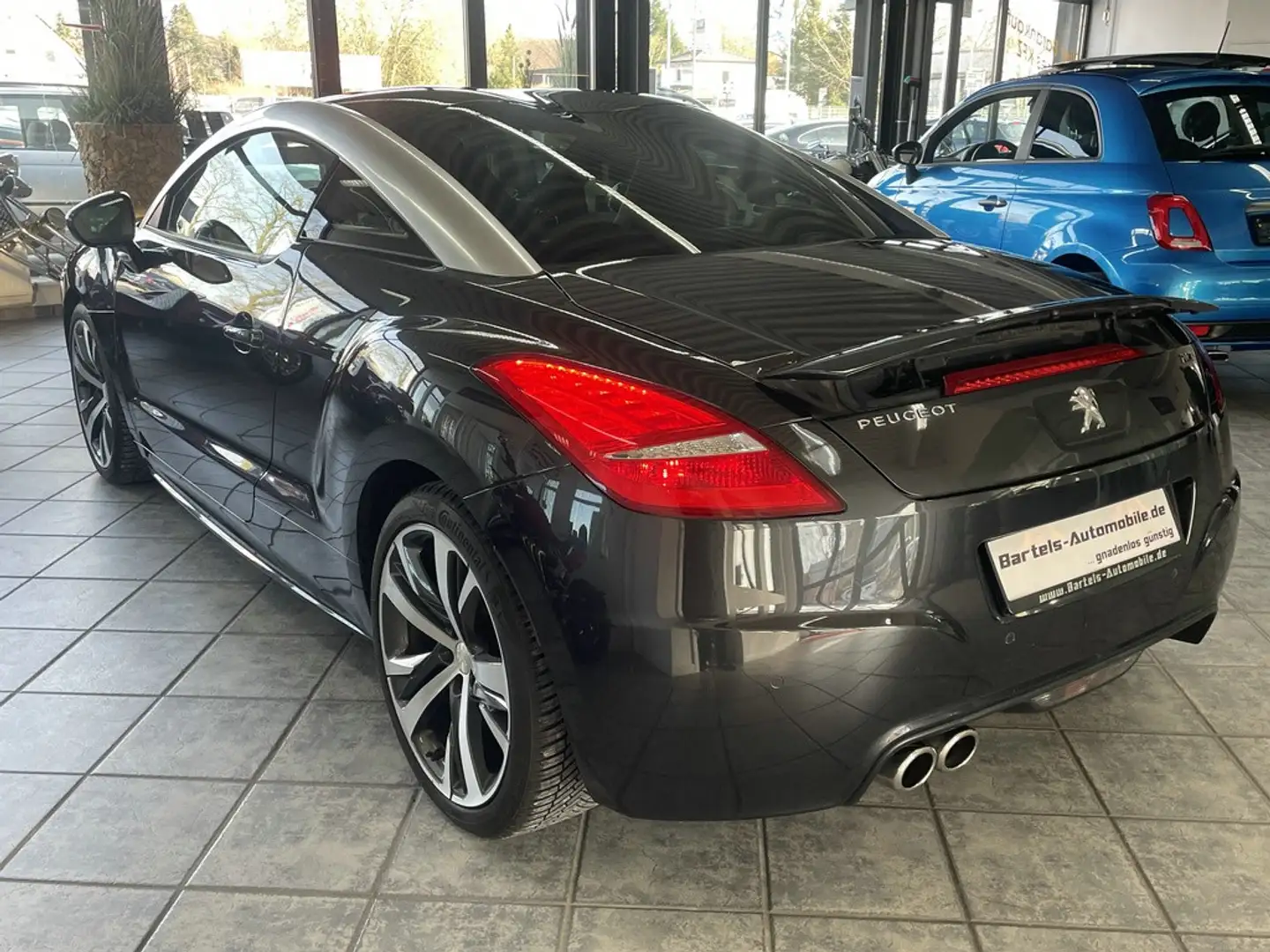 Vehicle image, number 3