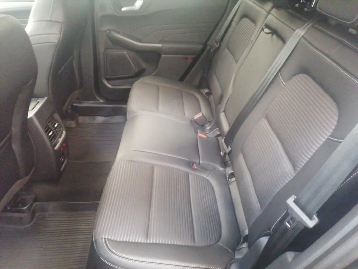 Vehicle image, number 7