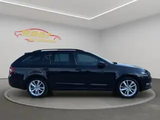 Vehicle image thumbnail, number 4