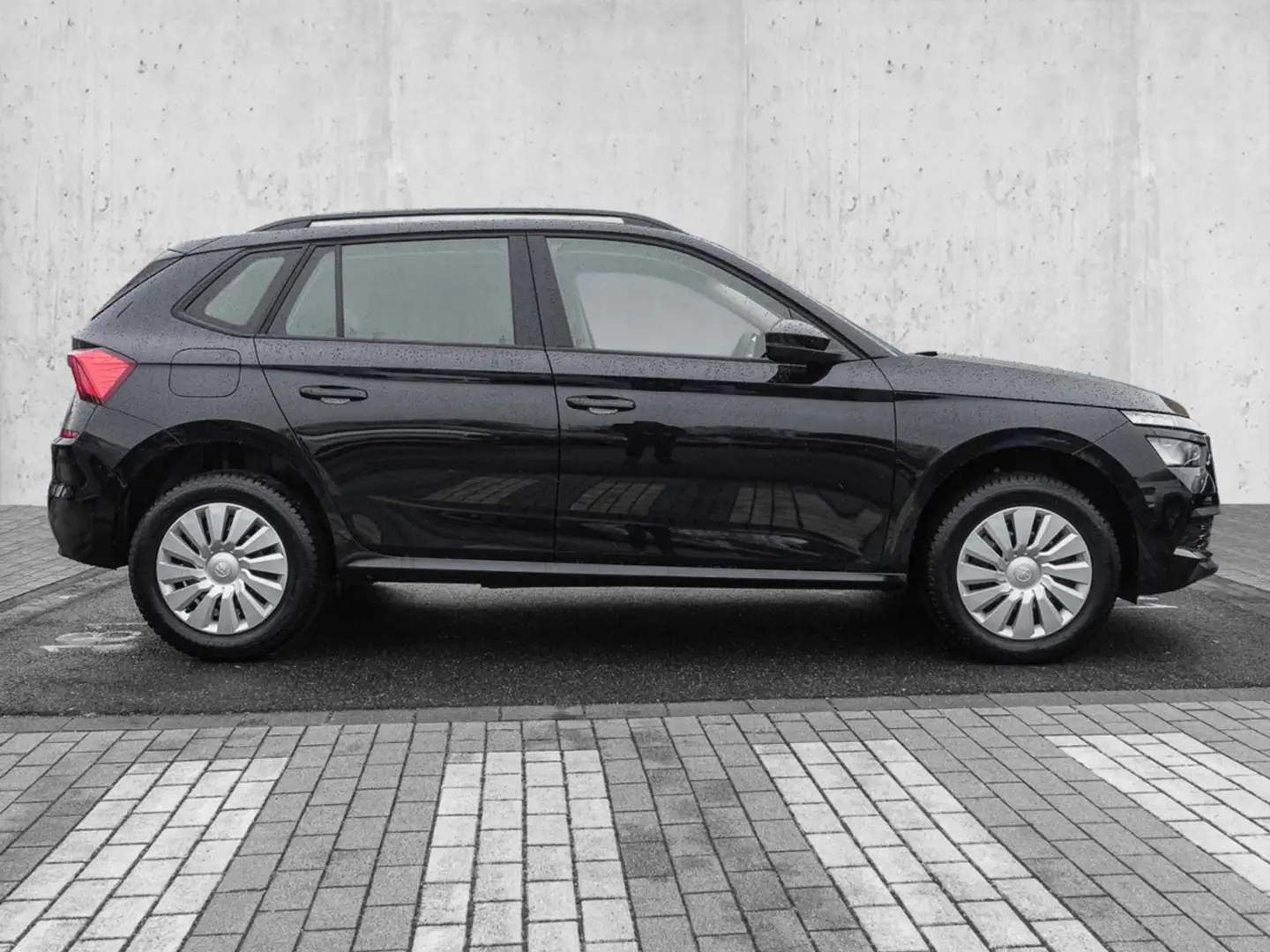 Vehicle image, number 5