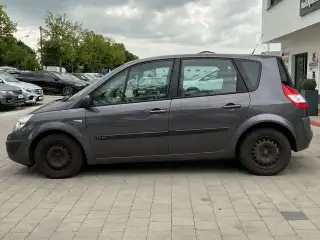 Vehicle image thumbnail, number 2