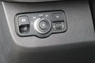 Vehicle image thumbnail, number 12
