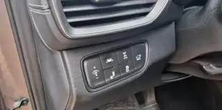 Vehicle image thumbnail, number 4