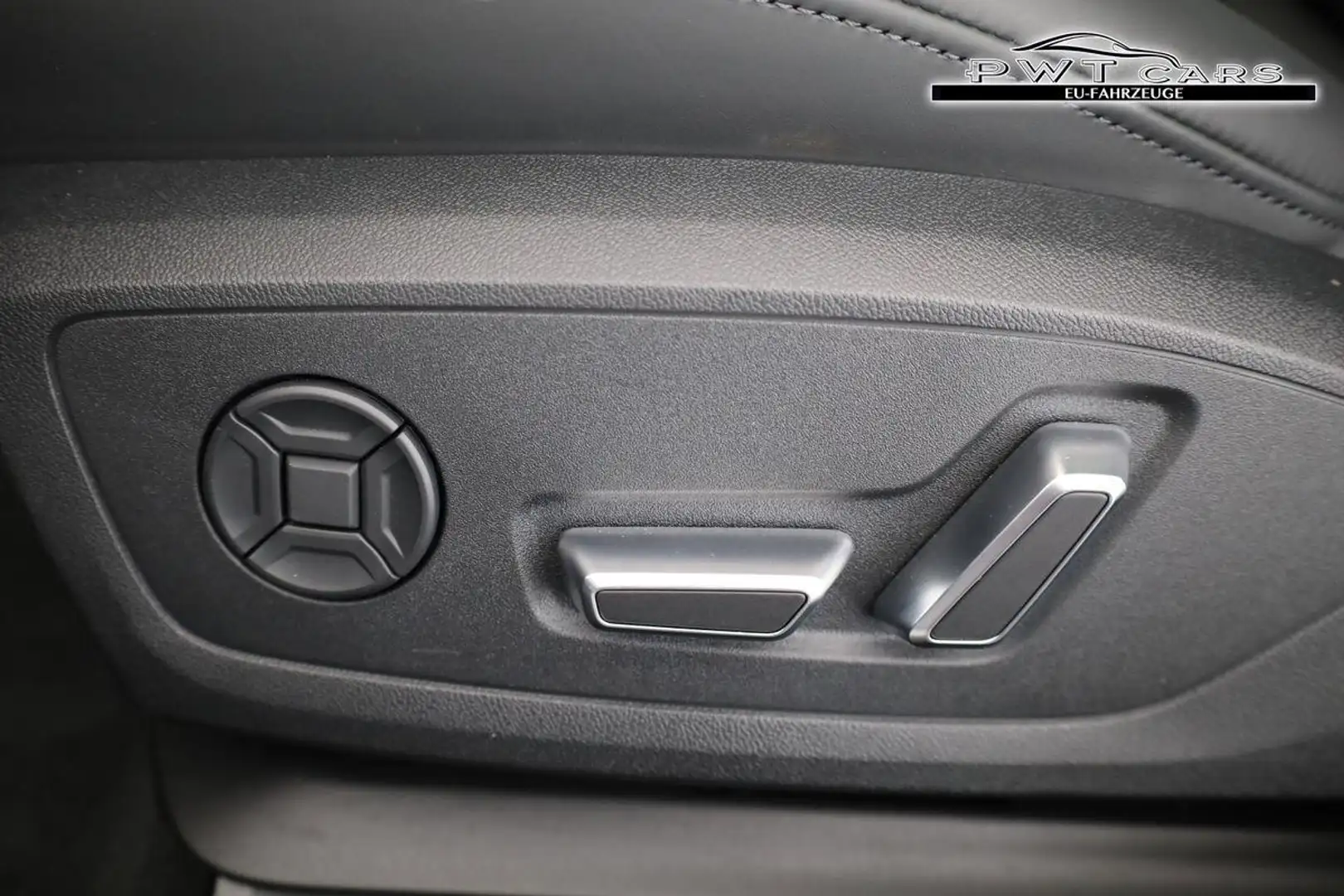 Vehicle image, number 11