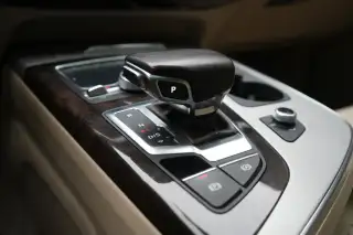 Vehicle image thumbnail, number 13