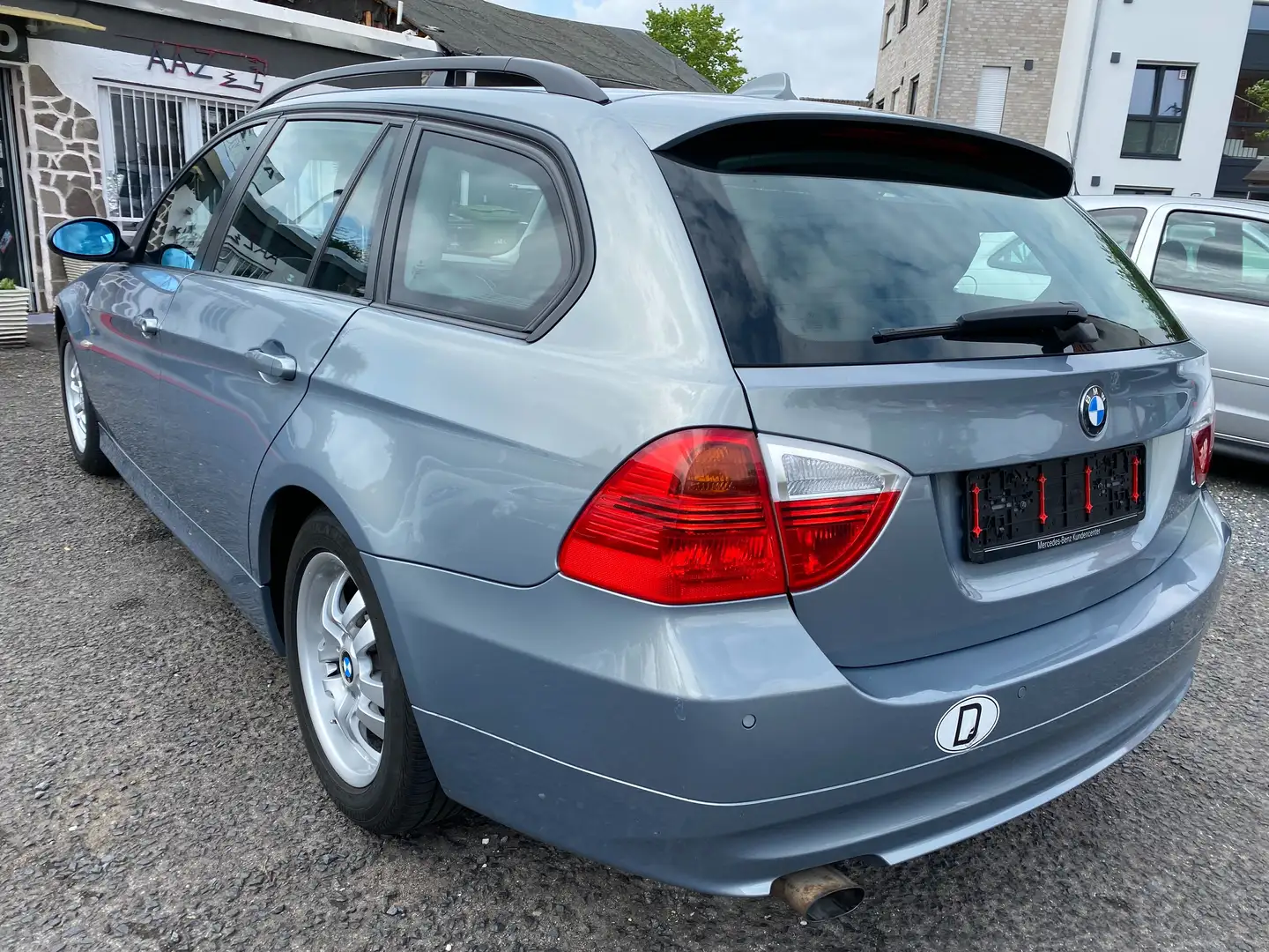 Vehicle image, number 9