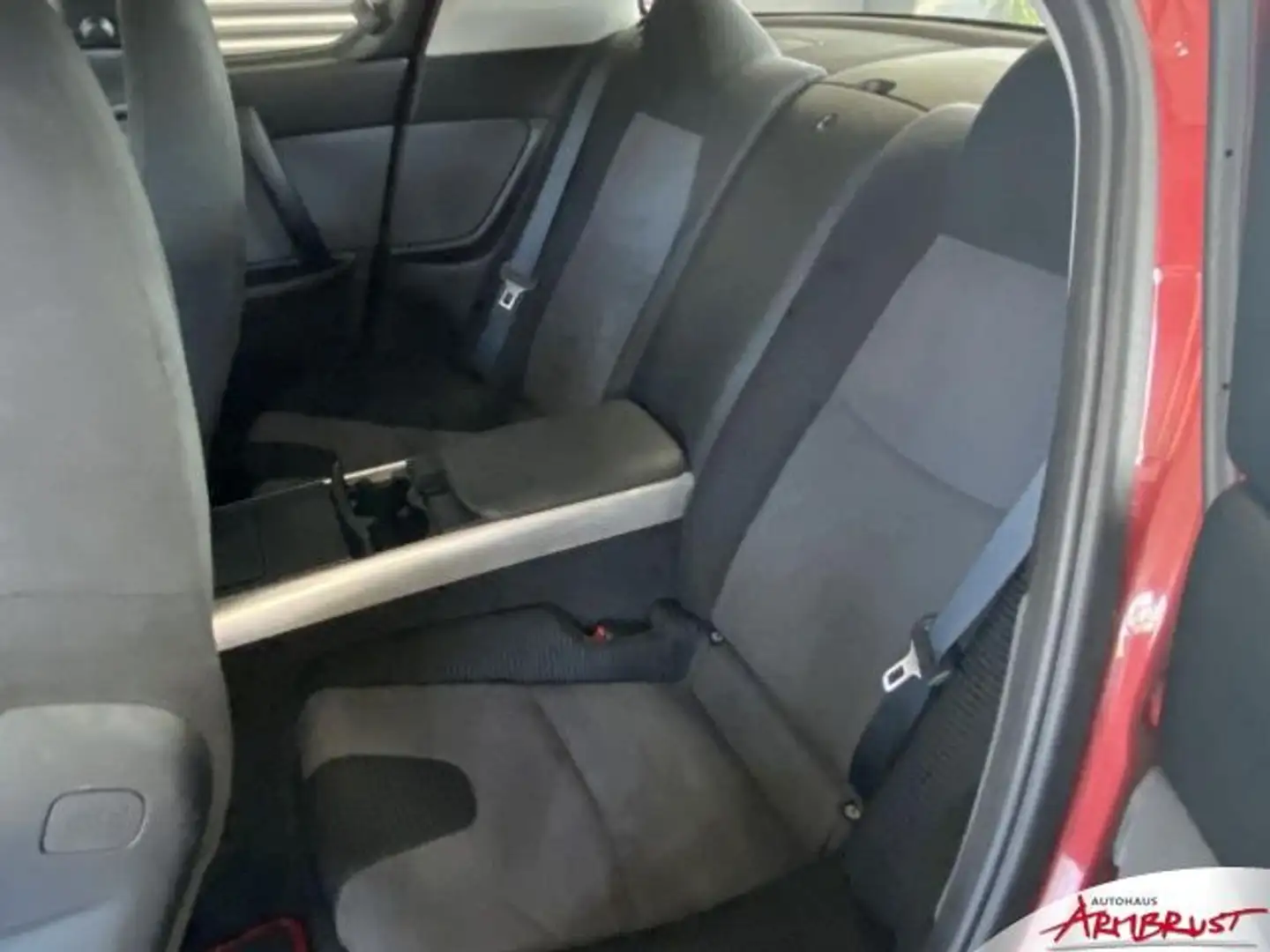 Vehicle image, number 8