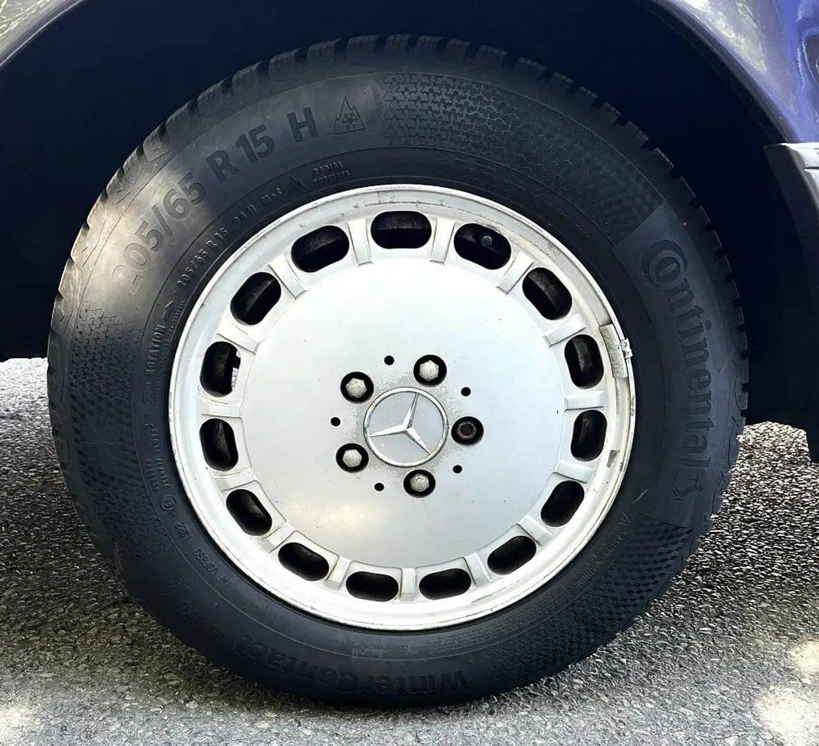 Vehicle image, number 17