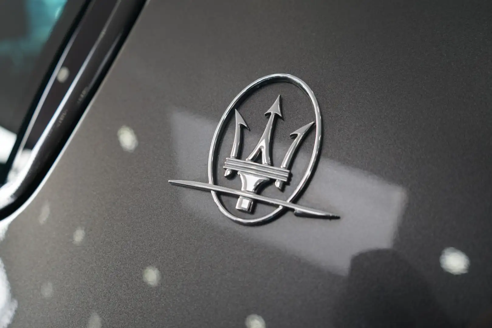 Vehicle image, number 14