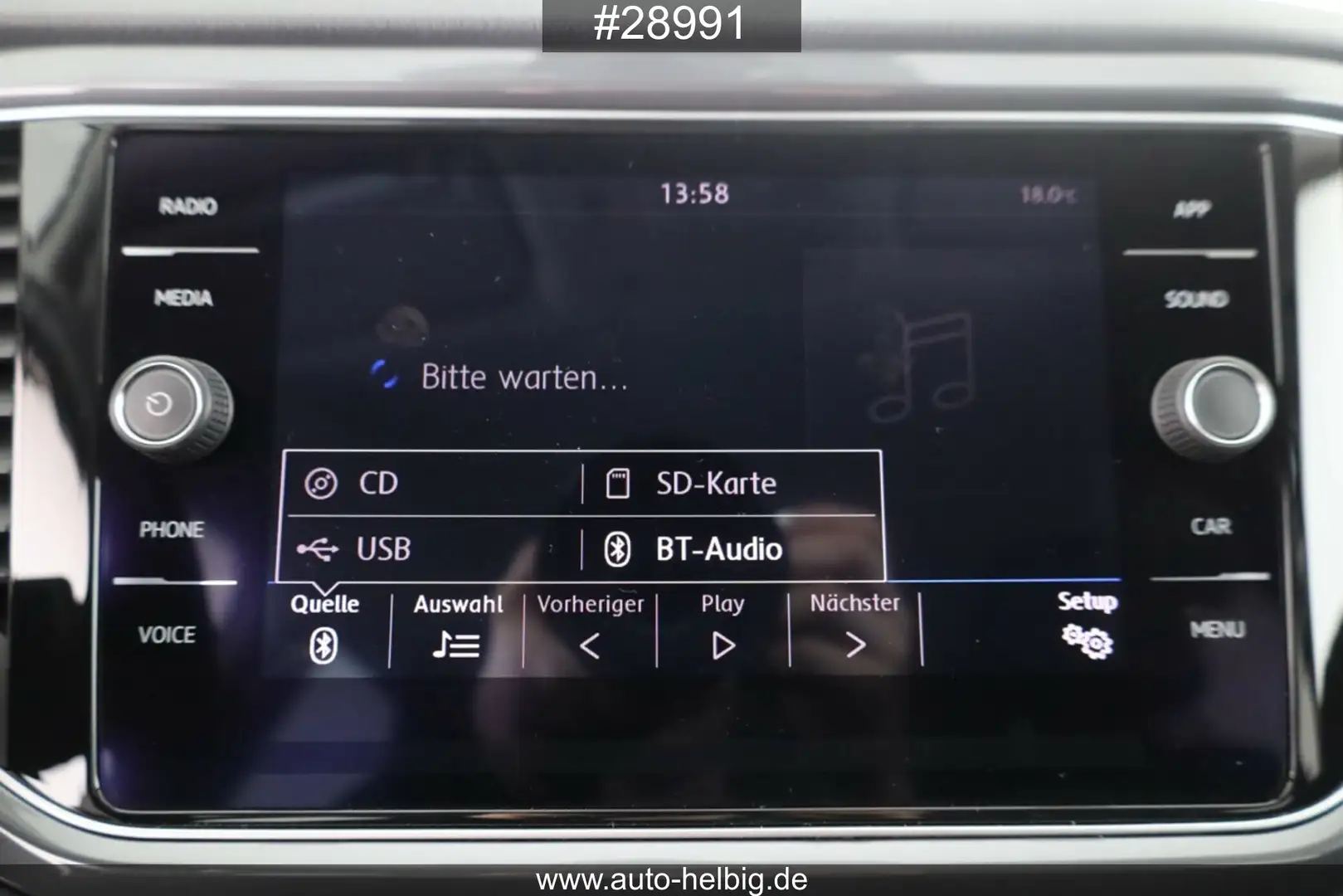 Vehicle image, number 19