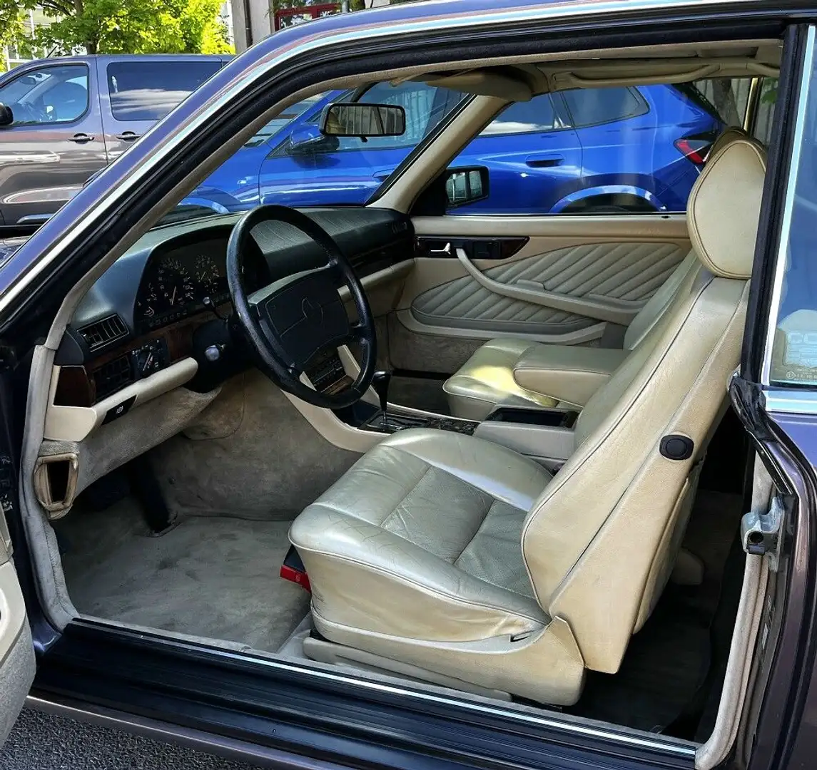 Vehicle image, number 6