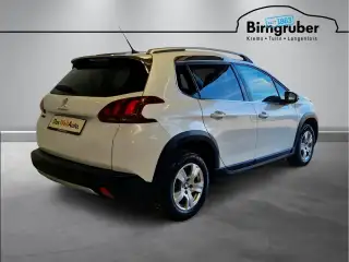 Vehicle image thumbnail, number 4