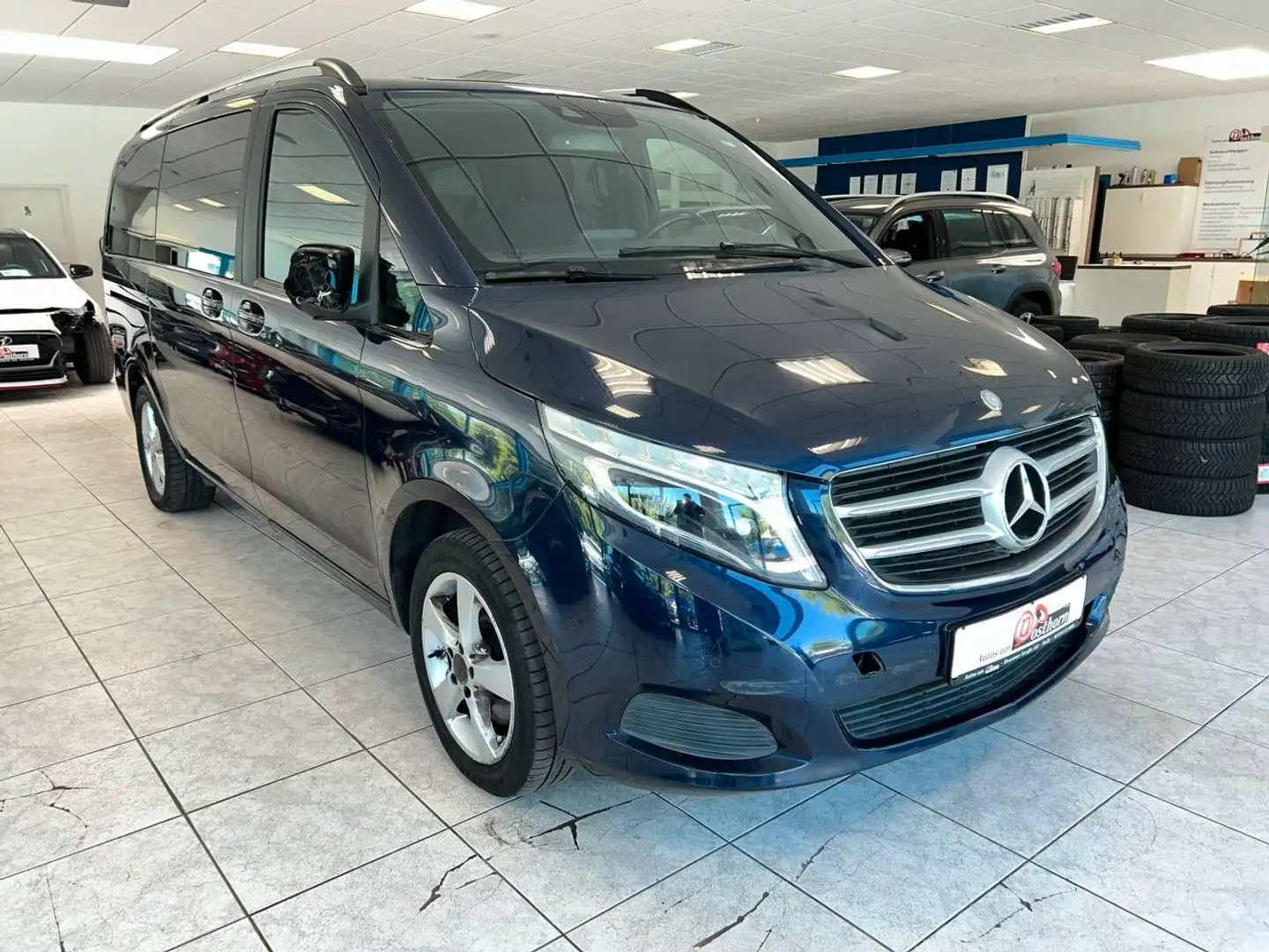 Vehicle image, number 3