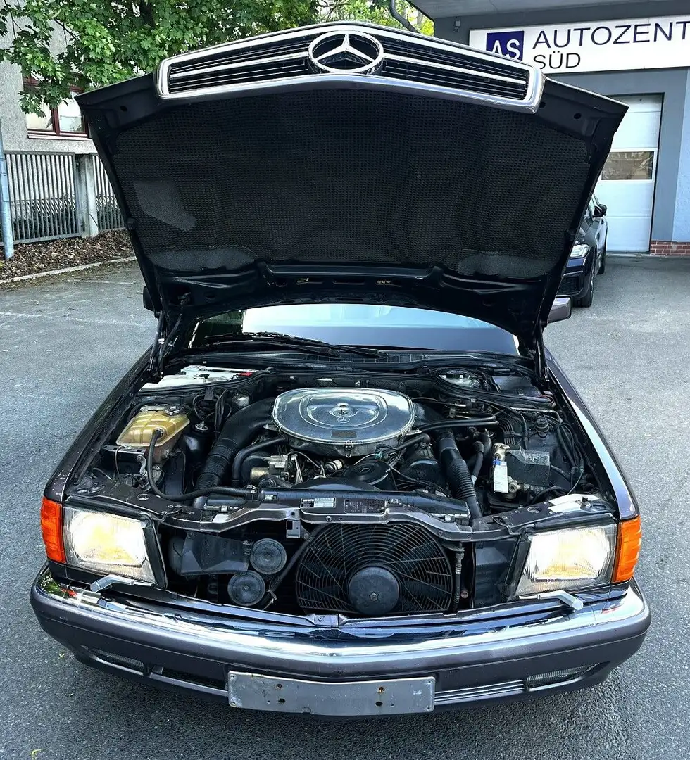 Vehicle image, number 19
