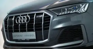Vehicle image thumbnail, number 3