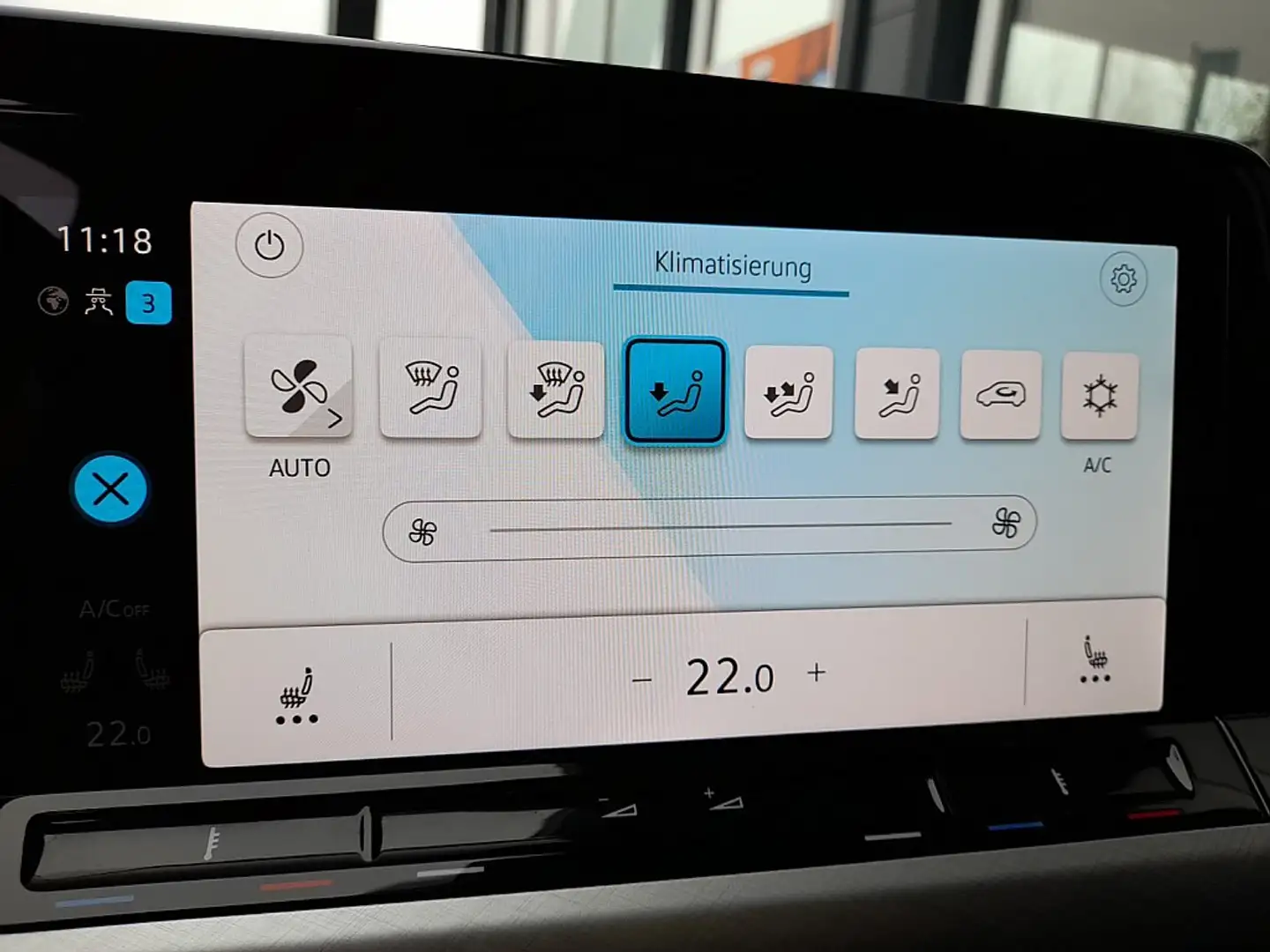 Vehicle image, number 6