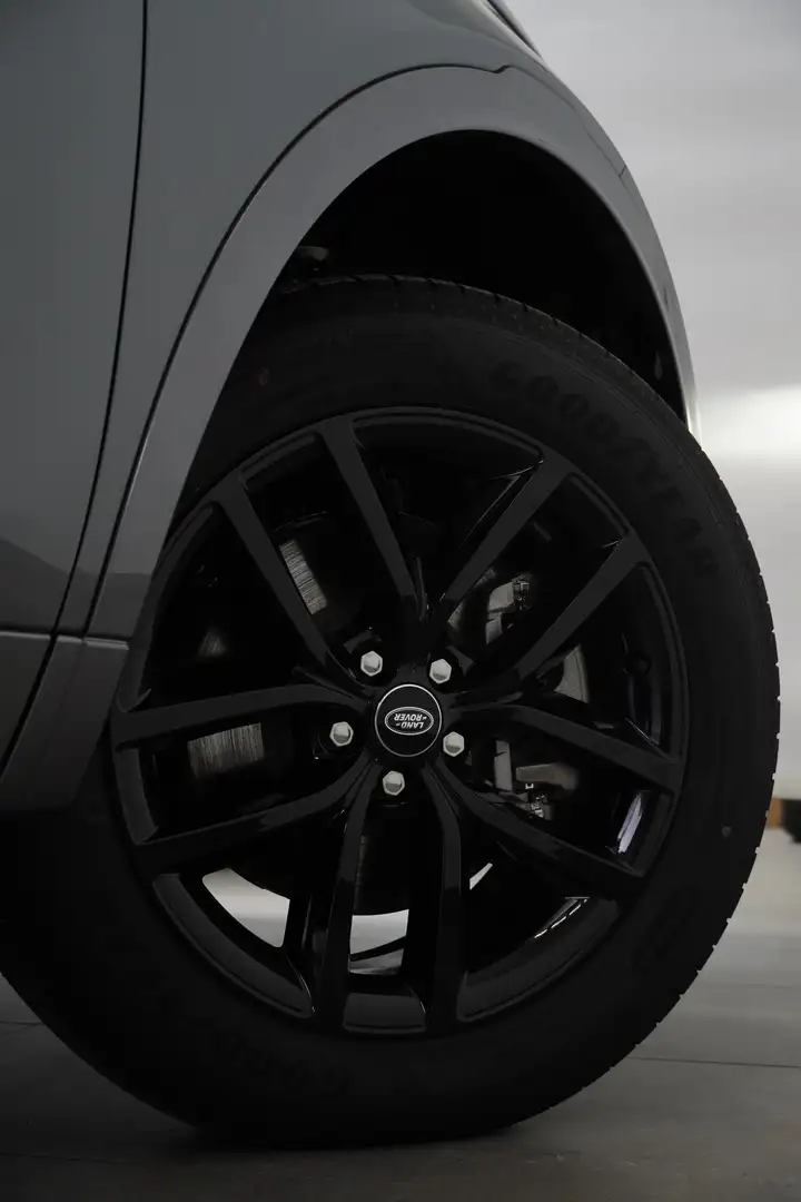 Vehicle image, number 9