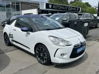 Vehicle image thumbnail, number 1