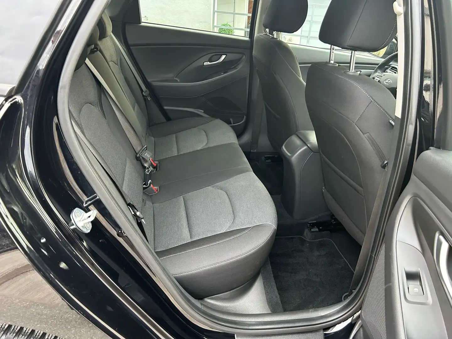 Vehicle image, number 20
