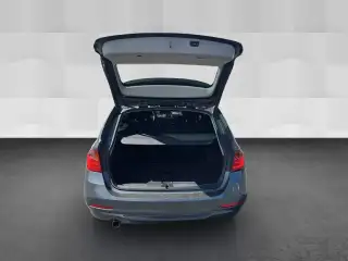 Vehicle image thumbnail, number 16