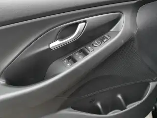 Vehicle image thumbnail, number 13