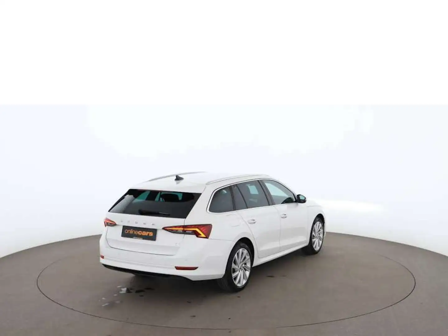Vehicle image, number 3