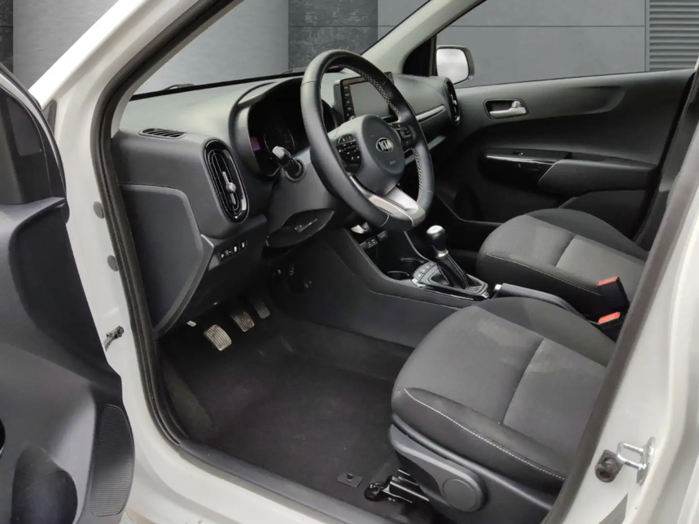 Vehicle image, number 7