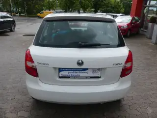 Vehicle image thumbnail, number 4
